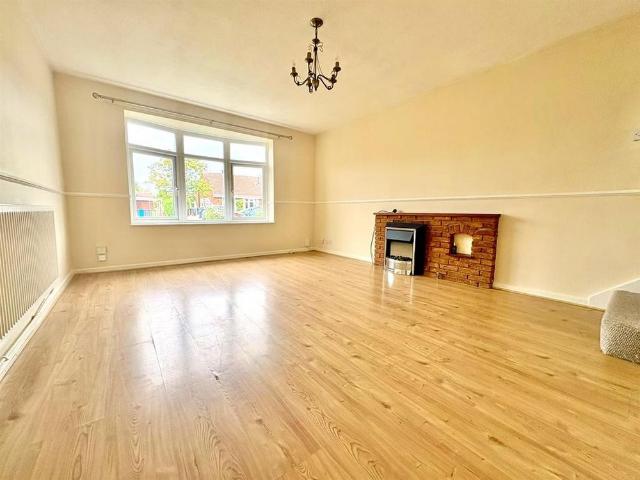 2 bedroom semi detached house to rent