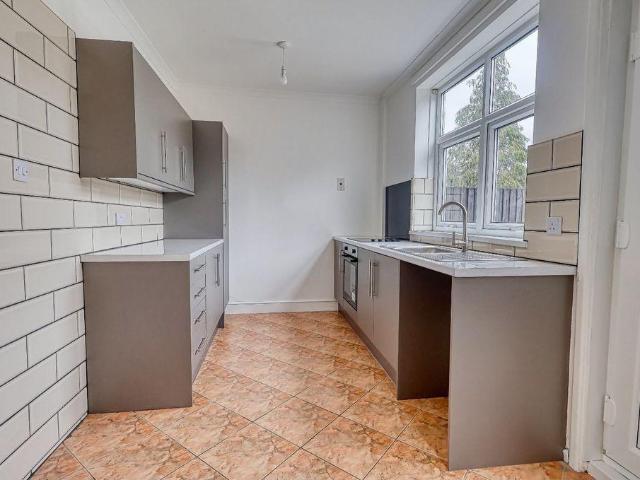 2 bedroom semi detached house to rent