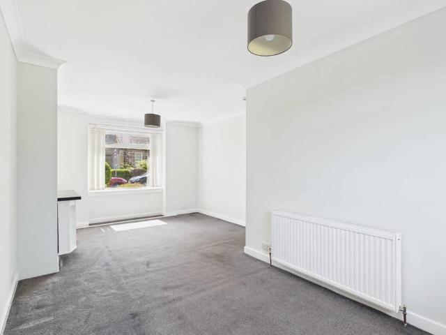 2 bedroom semi detached house to rent