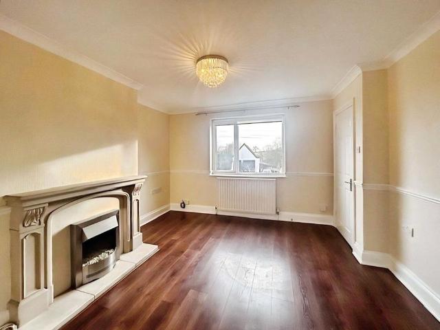 2 bedroom semi detached house to rent