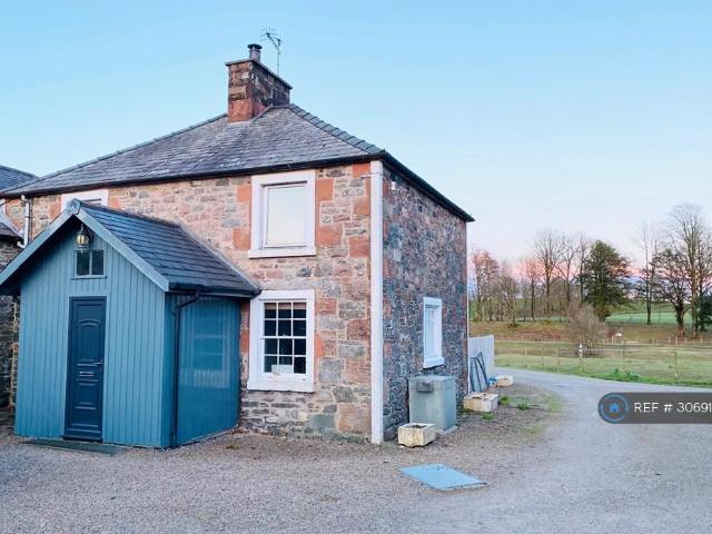 2 bedroom semi detached house to rent