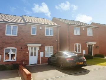 2 bedroom semi detached house to rent
