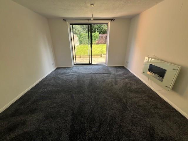 2 bedroom semi detached house to rent