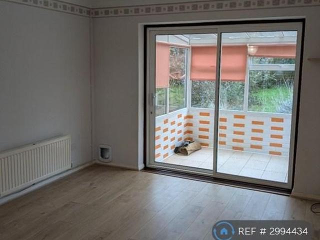 2 bedroom semi detached house to rent