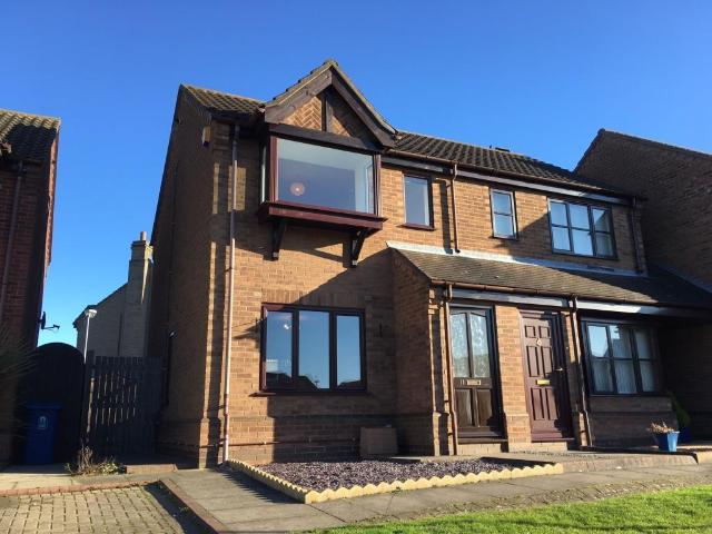 2 bedroom semi detached house to rent