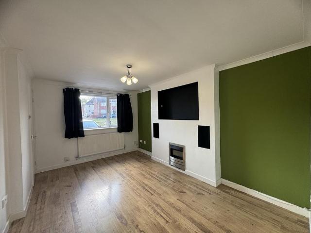 2 bedroom semi detached house to rent