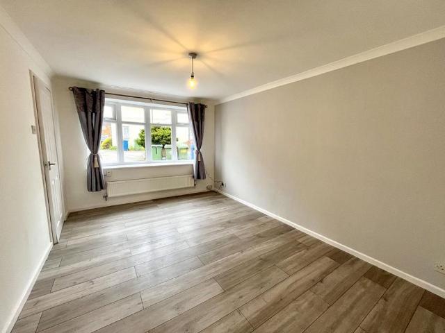 2 bedroom semi detached house to rent