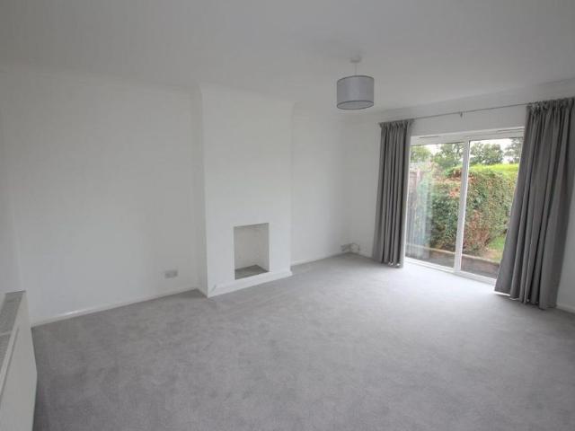 2 bedroom semi detached house to rent