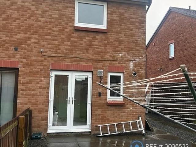 2 bedroom semi detached house to rent
