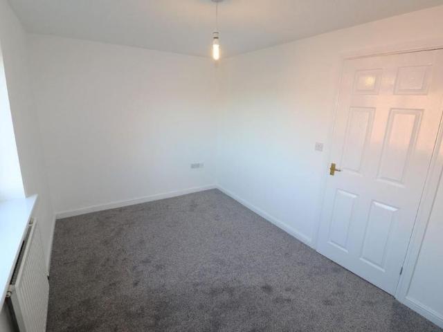 2 bedroom semi detached house to rent