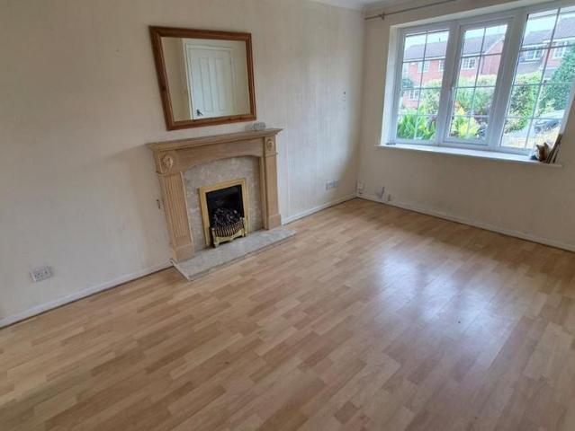 2 bedroom semi detached house to rent