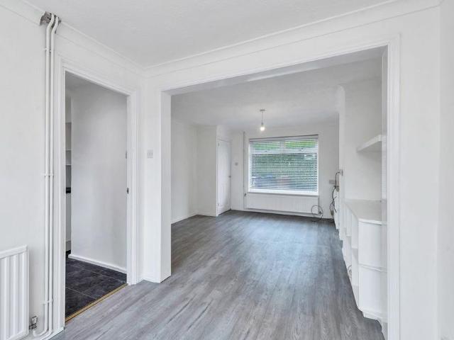 2 bedroom semi detached house to rent
