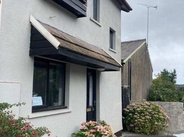 2 bedroom semi detached house to rent