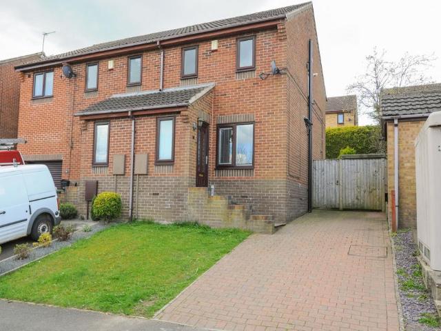 2 bedroom semi detached house to rent