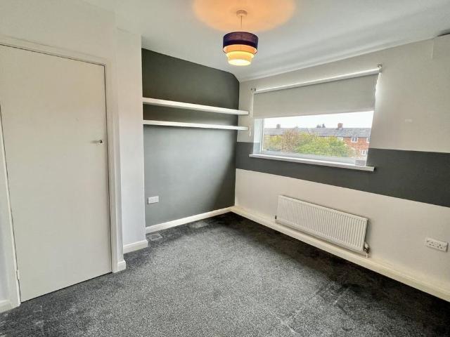 2 bedroom semi detached house to rent