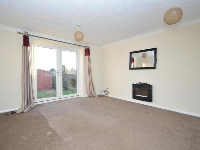 2 bedroom semi detached house to rent