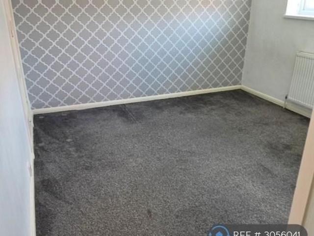 2 bedroom semi detached house to rent