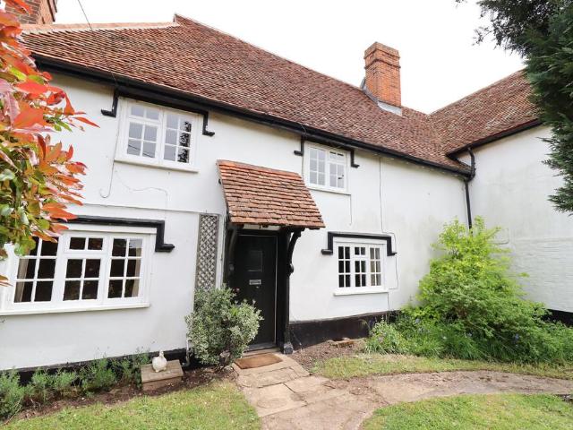 2 bedroom semi detached house to rent