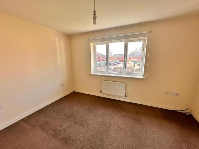 2 bedroom semi detached house to rent