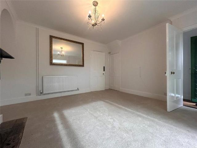 2 bedroom semi detached house to rent