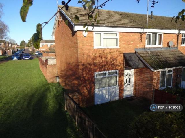 2 bedroom semi detached house to rent