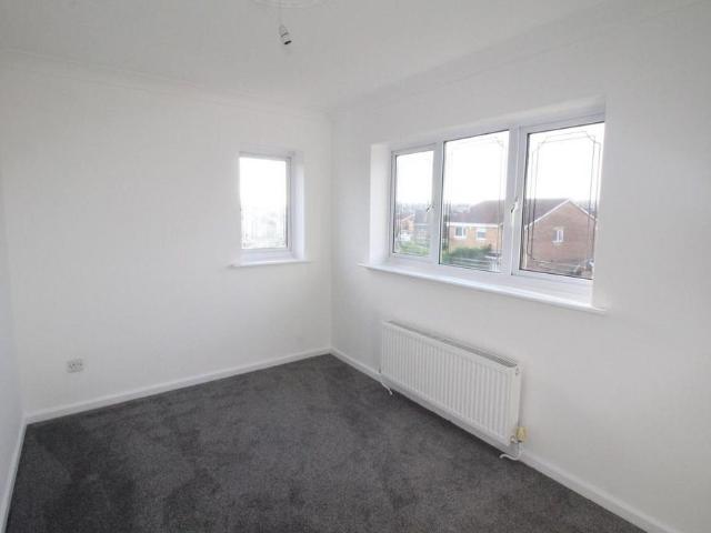 2 bedroom semi detached house to rent