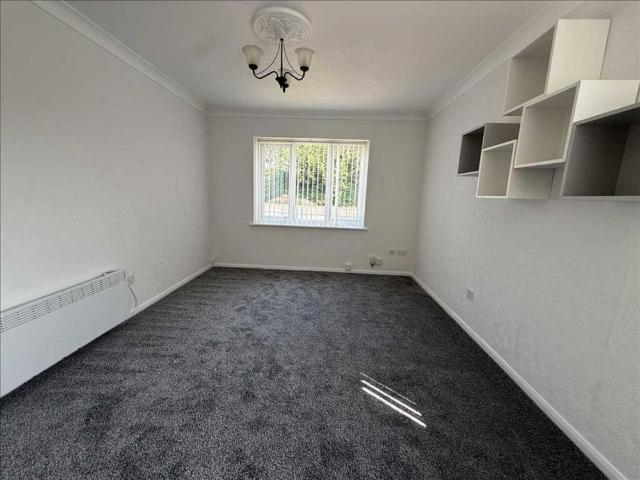 2 bedroom semi detached house to rent