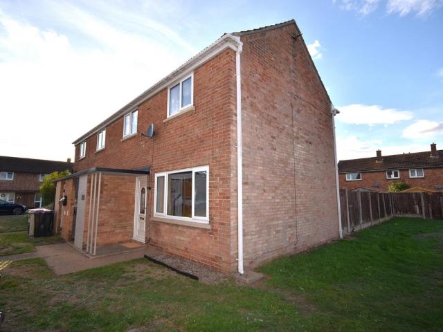 2 bedroom semi detached house to rent