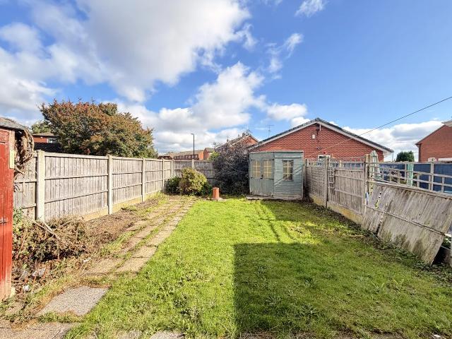 2 bedroom semi detached house to rent
