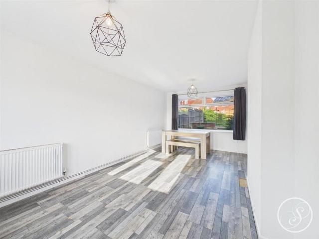 2 bedroom semi detached house to rent