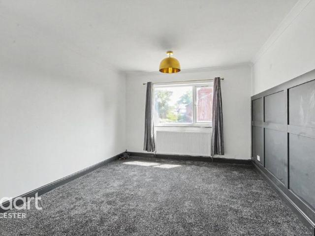 2 bedroom semi detached house to rent