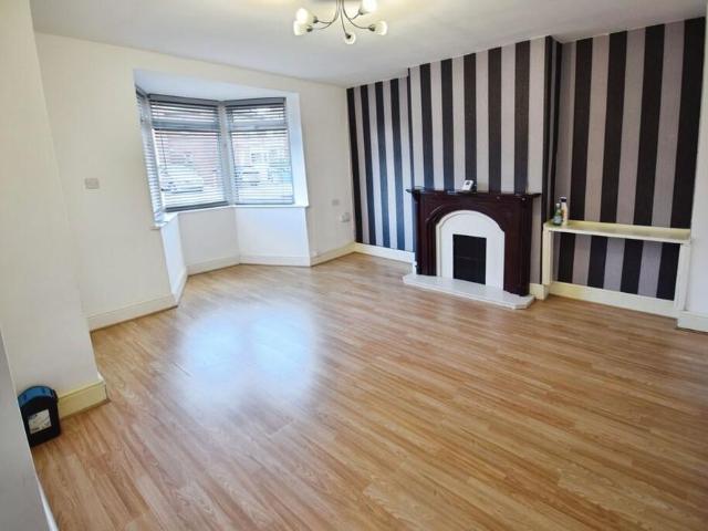 2 bedroom semi detached house to rent