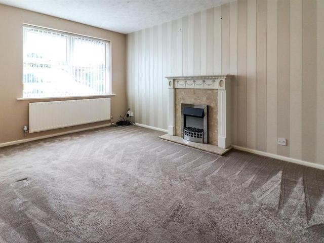 2 bedroom semi detached house to rent