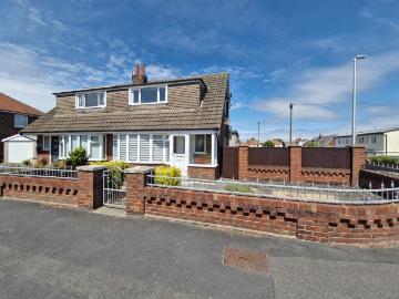2 bedroom semi detached house to rent