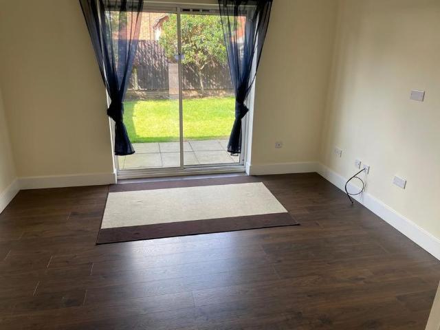 2 bedroom semi detached house to rent