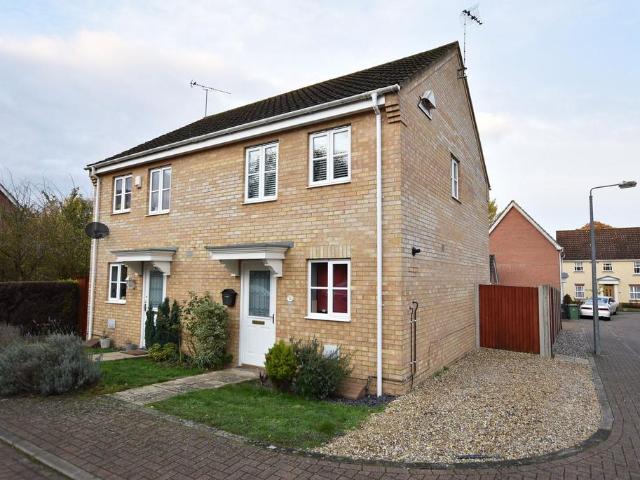 2 bedroom semi detached house to rent