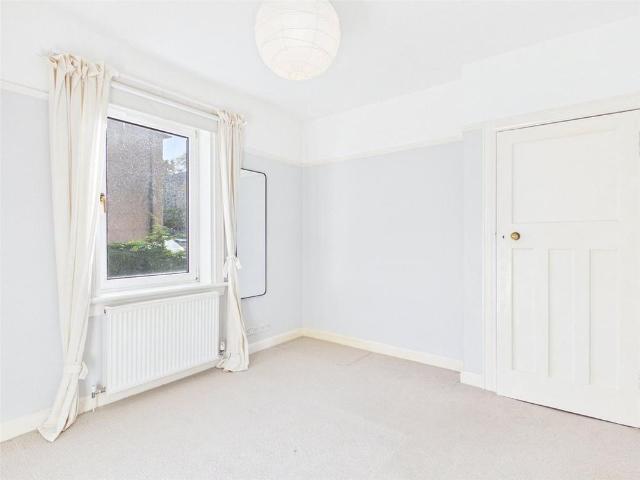 2 bedroom semi detached house to rent