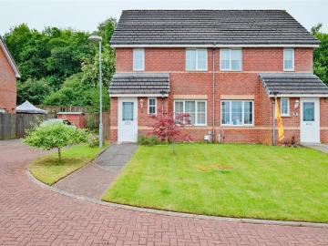 2 bedroom semi detached house to rent