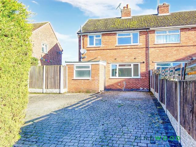 2 bedroom semi detached house to rent