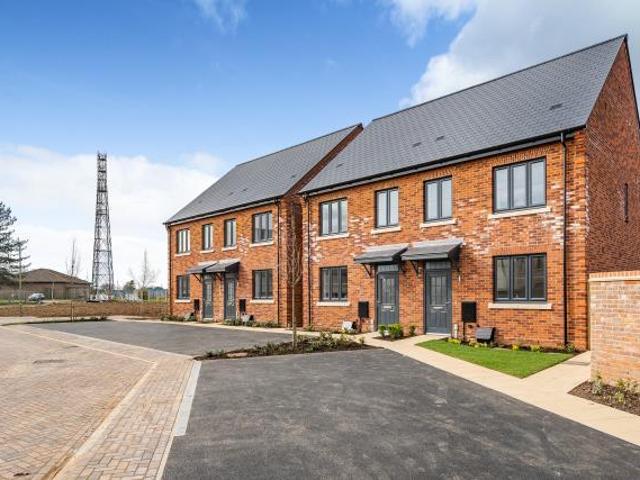 2 bedroom semi detached house to rent