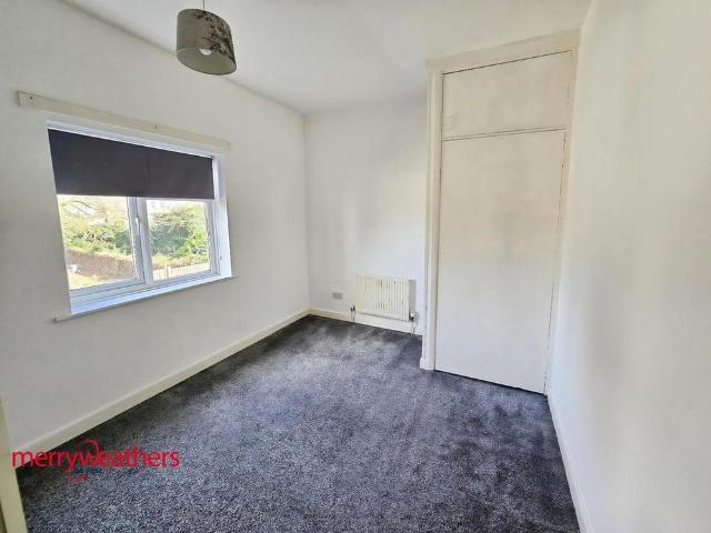 2 bedroom semi detached house to rent