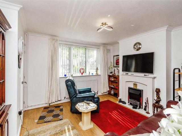 2 bedroom semi detached house to rent