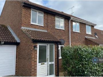 2 bedroom semi detached house to rent