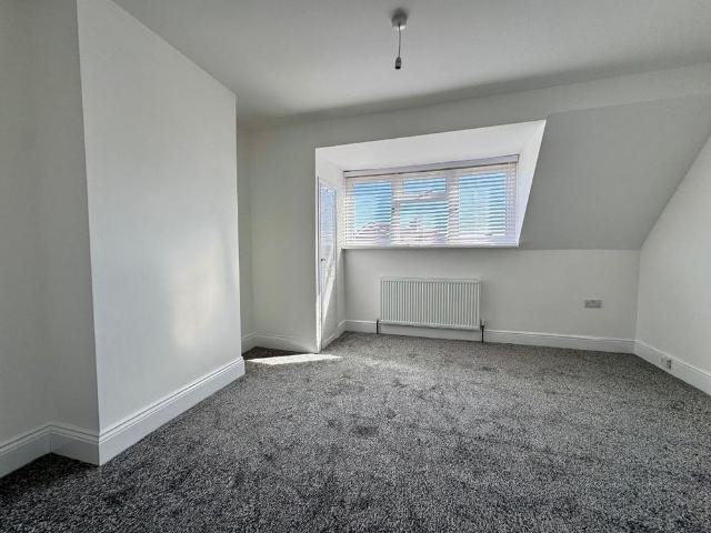 2 bedroom semi detached house to rent