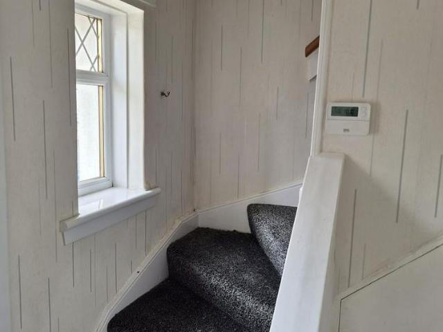 2 bedroom semi detached house to rent