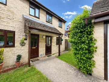 2 bedroom semi detached house to rent