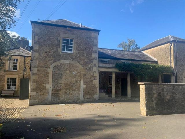 2 bedroom semi detached house to rent