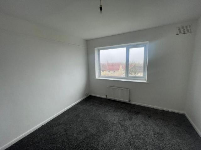 2 bedroom semi detached house to rent