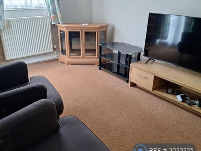 2 bedroom semi detached house to rent