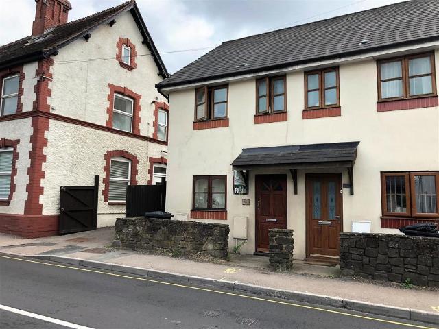 2 bedroom semi detached house to rent